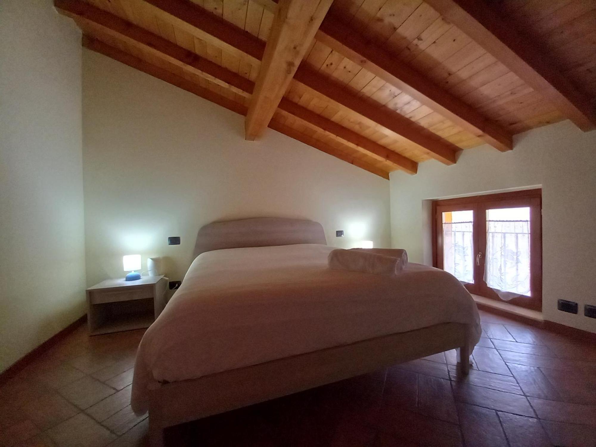 Casa Vacanze Tania Somendenna Eksteriør bilde
